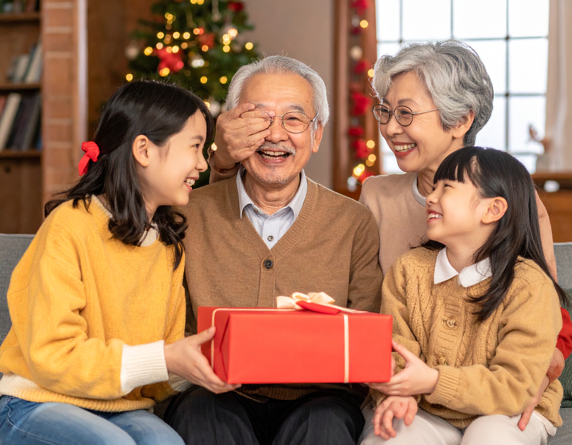 長寿を全うした祖父母へ。家系図と歴史で紡ぐ温かいメモリアルムービー構成